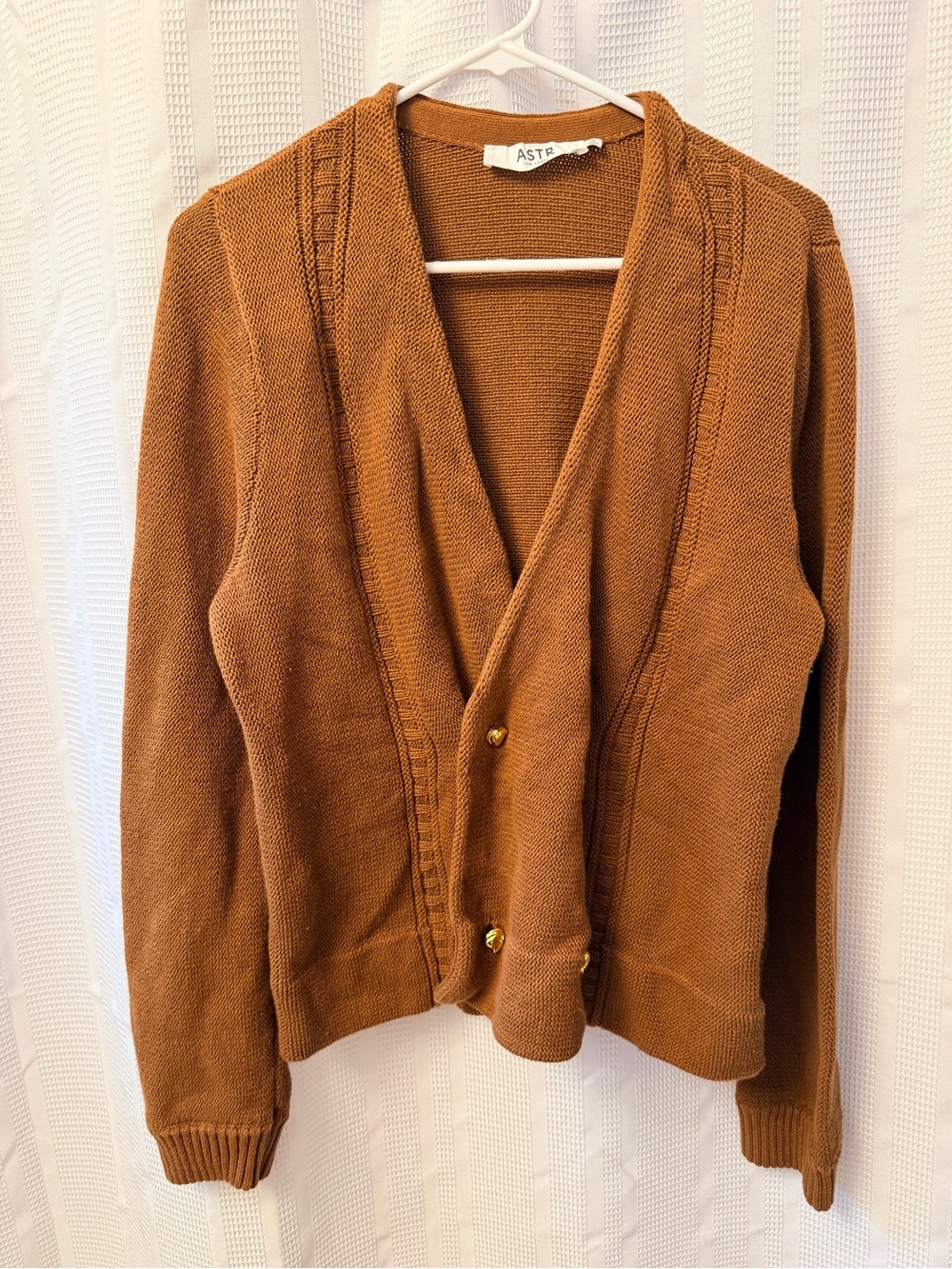 ASTR The Label Merritt Cotton Vneck Button Cardigan Brown Medium - Picture 6 of 8